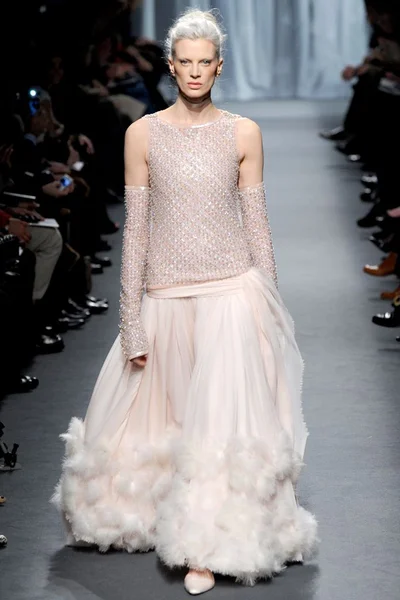 Look 66
